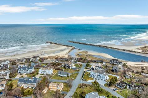 37 Stony Way Dennis MA 02641
