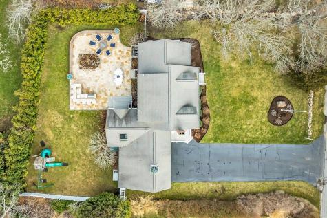 37 Stony Way Dennis MA 02641