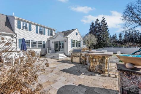 37 Stony Way Dennis MA 02641