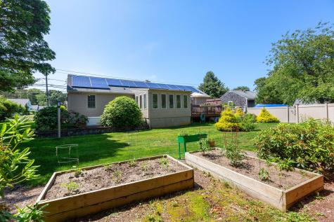 128 South Sea Avenue Yarmouth MA 02673