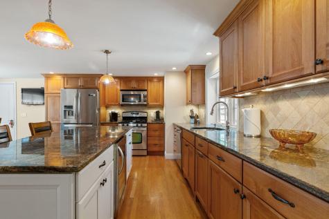 128 South Sea Avenue Yarmouth MA 02673