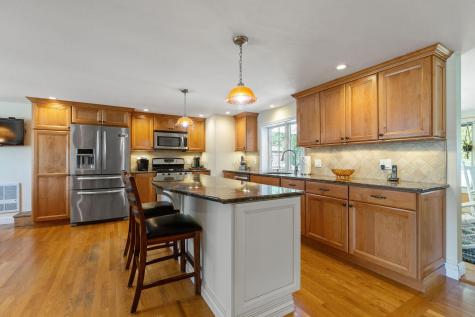 128 South Sea Avenue Yarmouth MA 02673