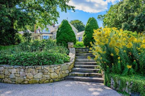 186 Stoney Cove Lane Cummaquid MA 02637