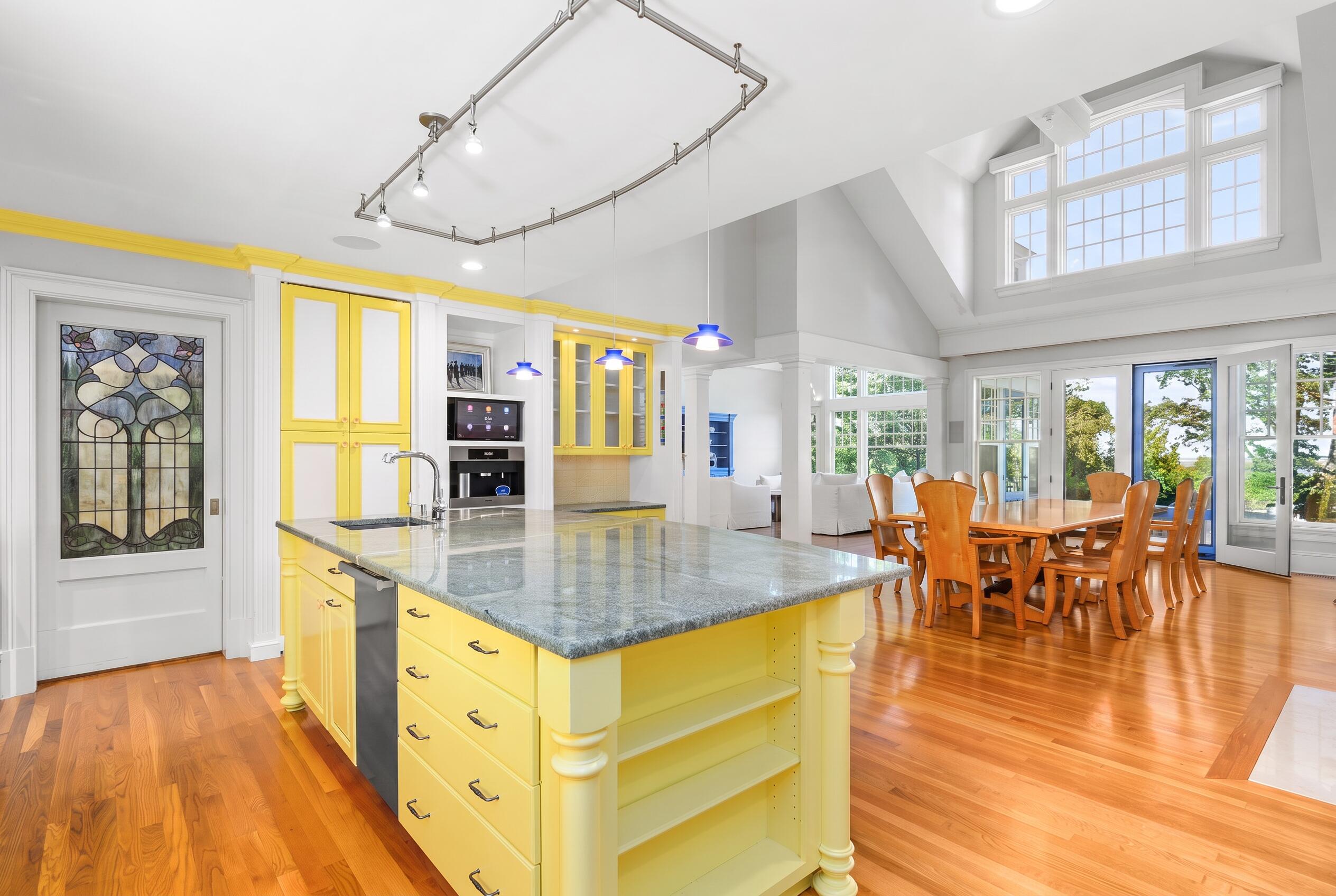 186 Stoney Cove Lane Cummaquid MA 02637
