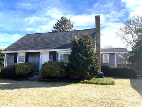 40 Captains Lane Falmouth MA 02536