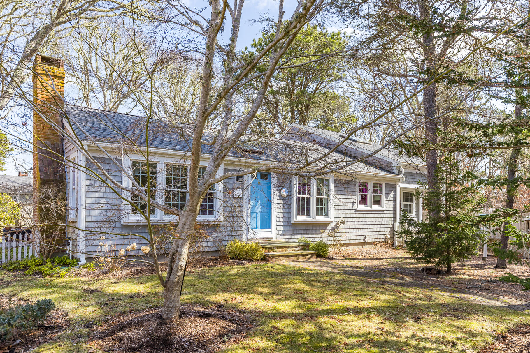 23 Hall Avenue Harwich MA 02671