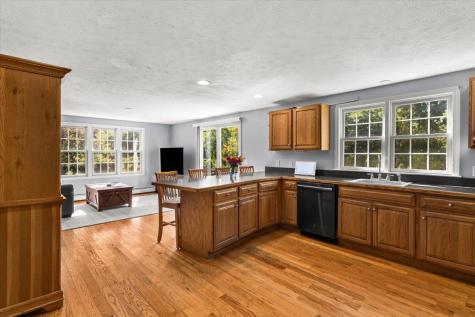 533 Old Barnstable Road Falmouth MA 02536