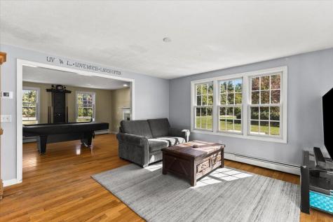 533 Old Barnstable Road Falmouth MA 02536