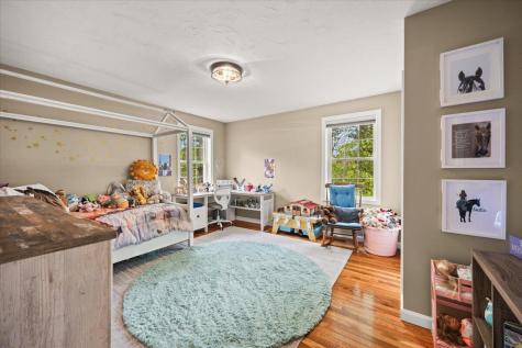 1 Doctor Braley Road Rochester MA 02770