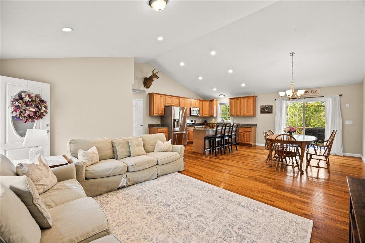 1 Doctor Braley Road Rochester MA 02770