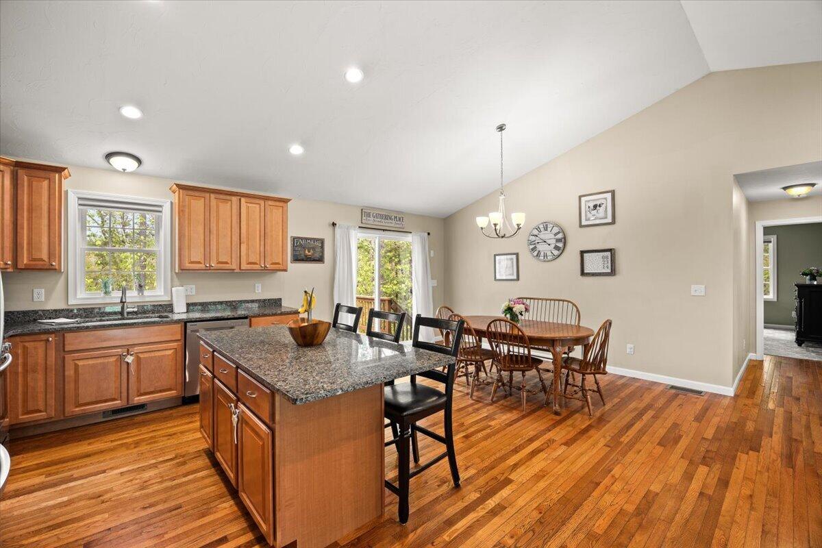 1 Doctor Braley Road Rochester MA 02770