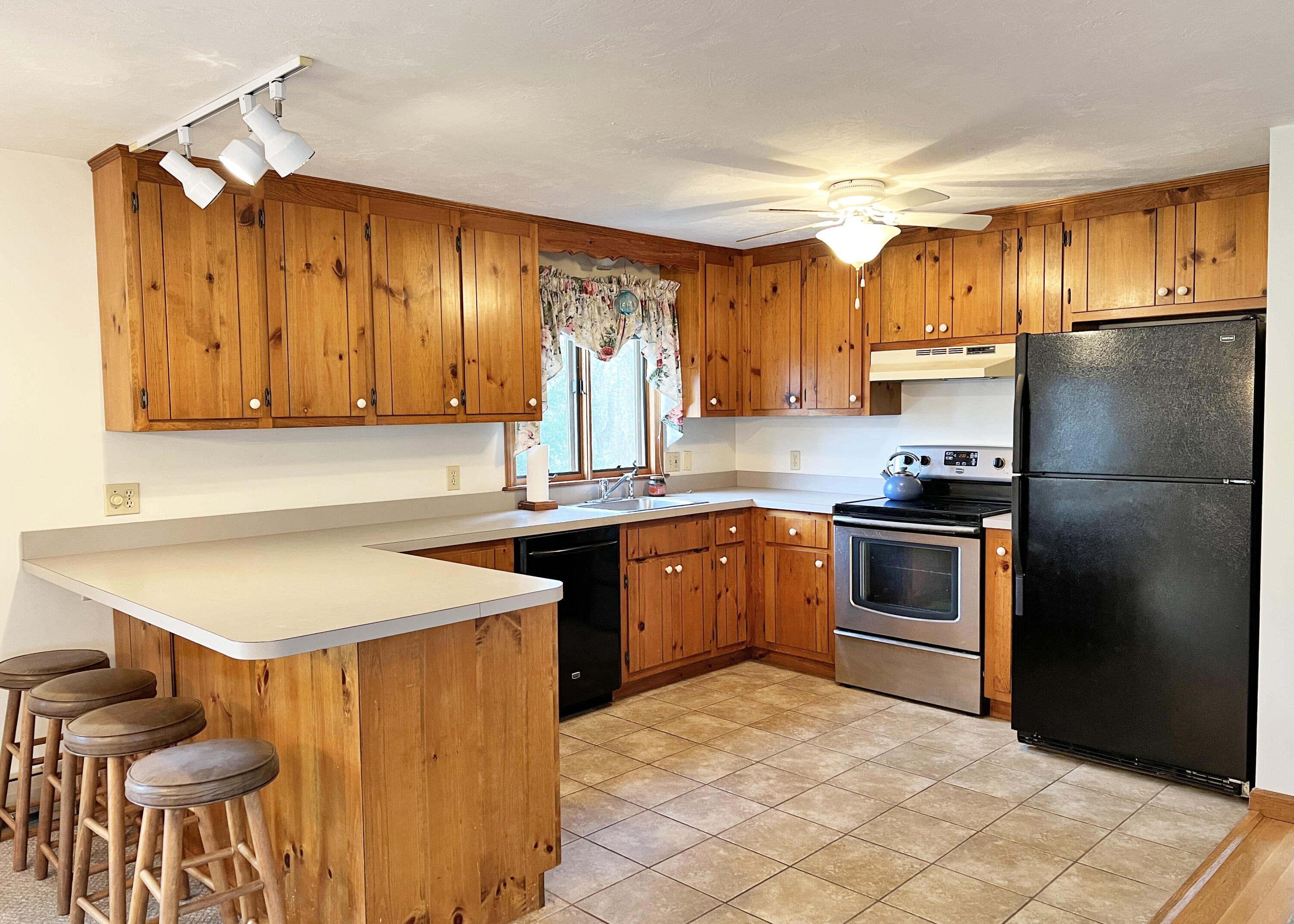 14 South West Drive Yarmouth MA 02664