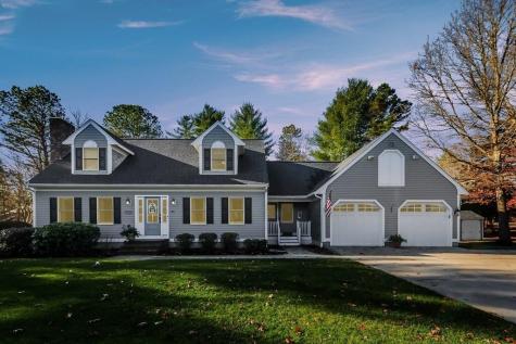 26 Southwind Way Dartmouth MA 02747