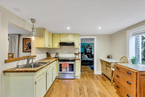 34 Weir Road Yarmouth MA 02675