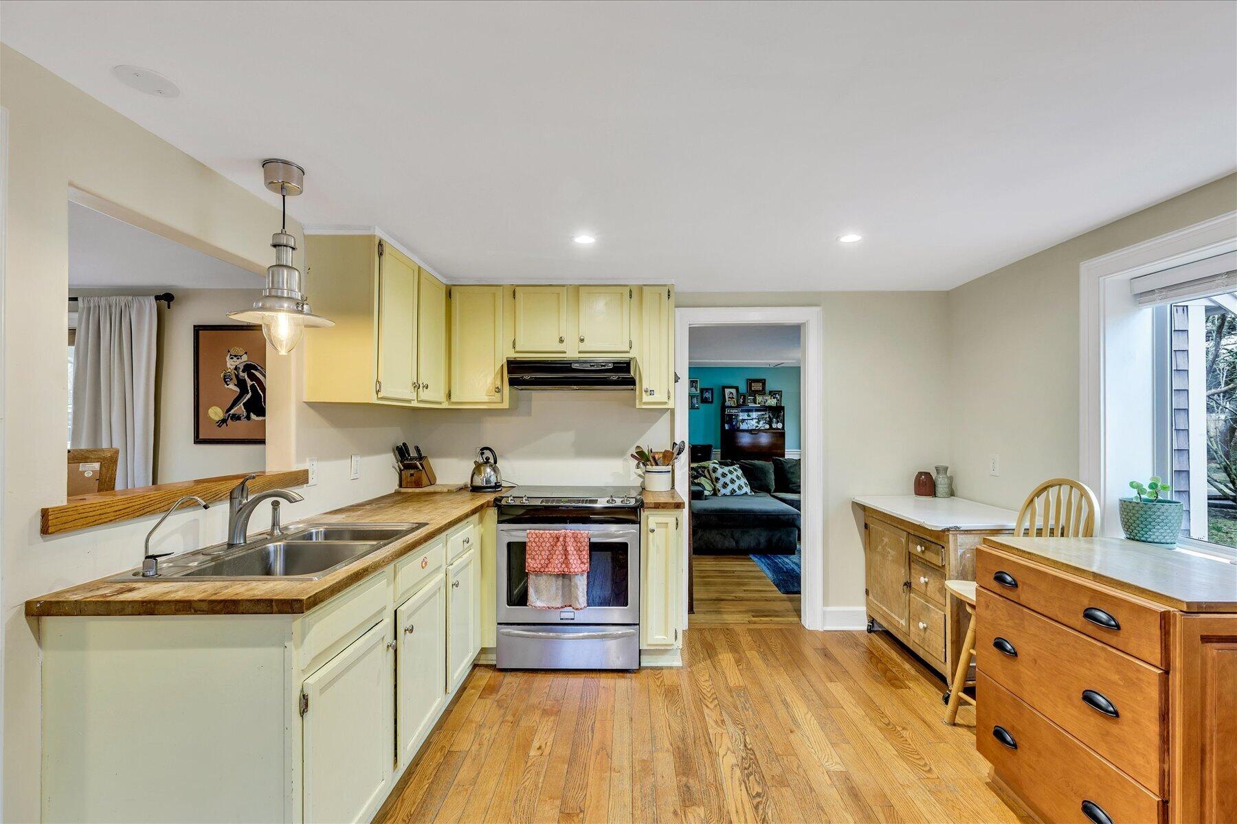 34 Weir Road Yarmouth MA 02675
