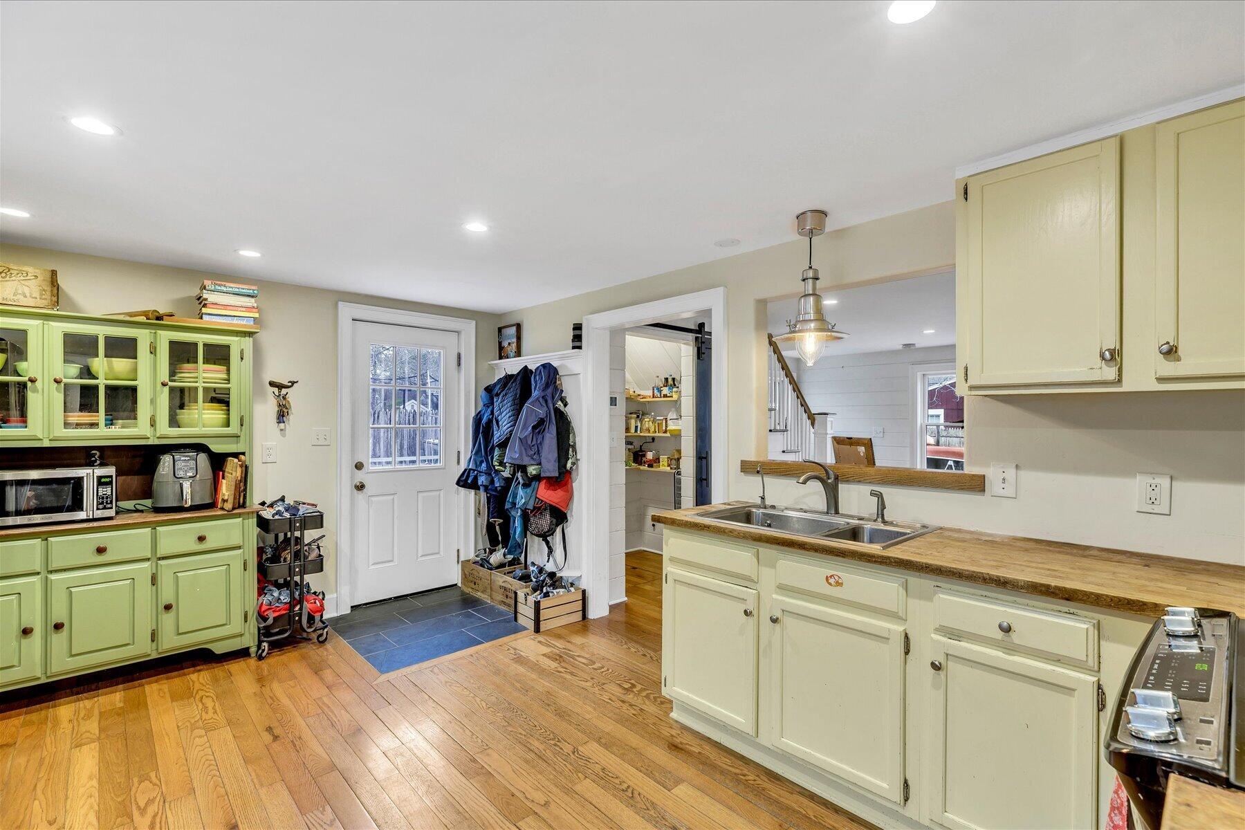 34 Weir Road Yarmouth MA 02675