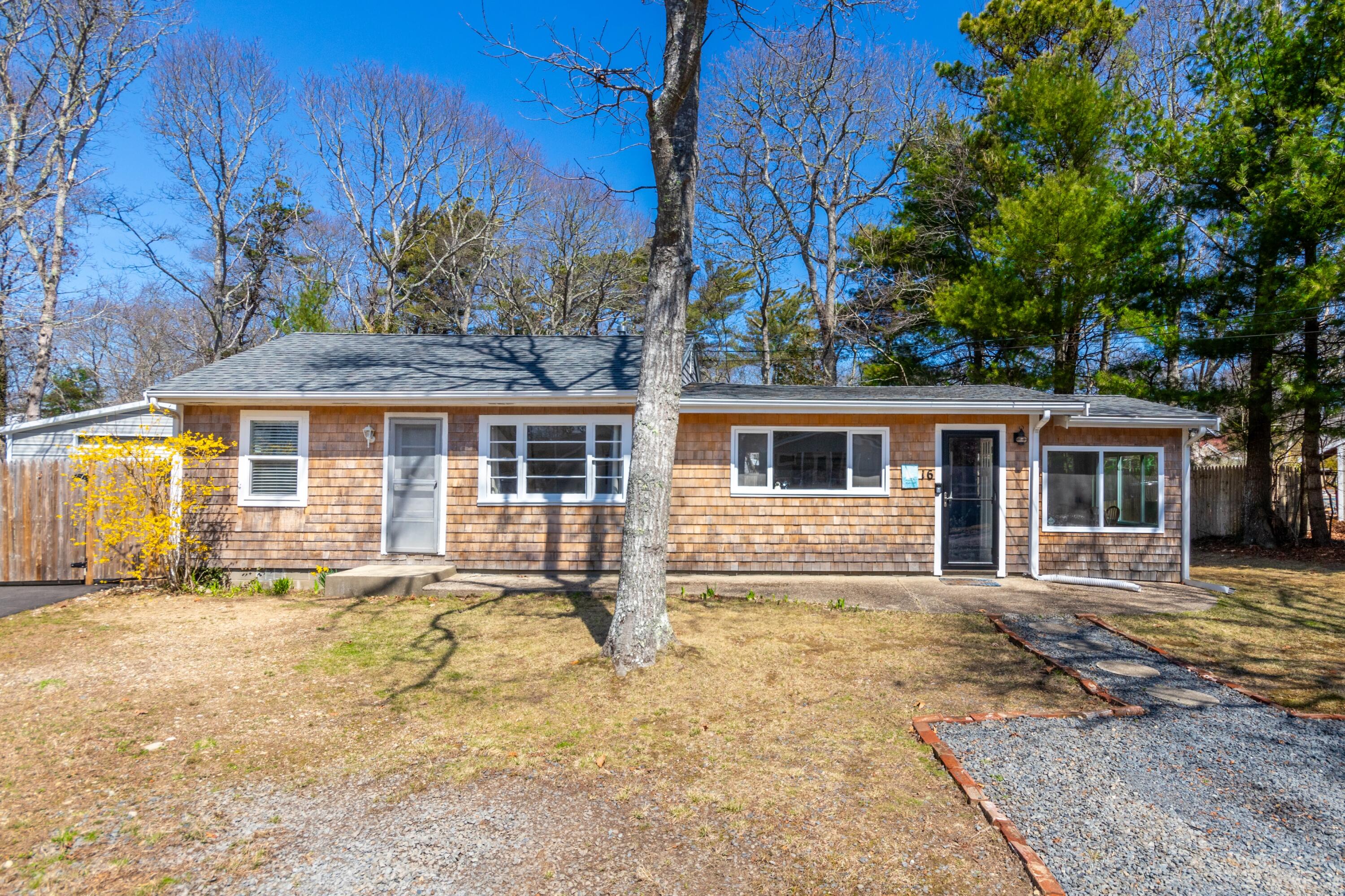 16 Edgewood Drive Falmouth MA 02536