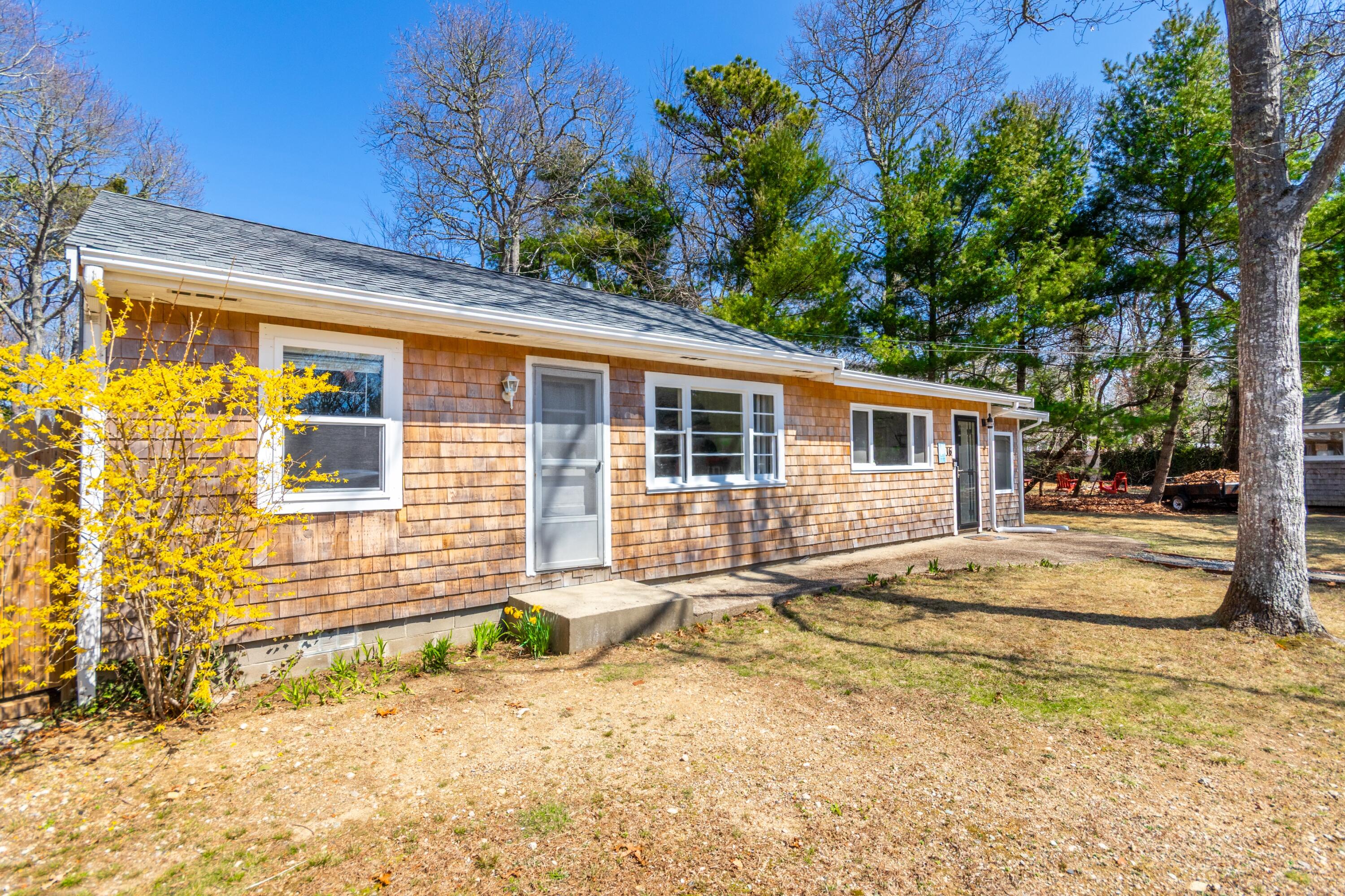 16 Edgewood Drive Falmouth MA 02536