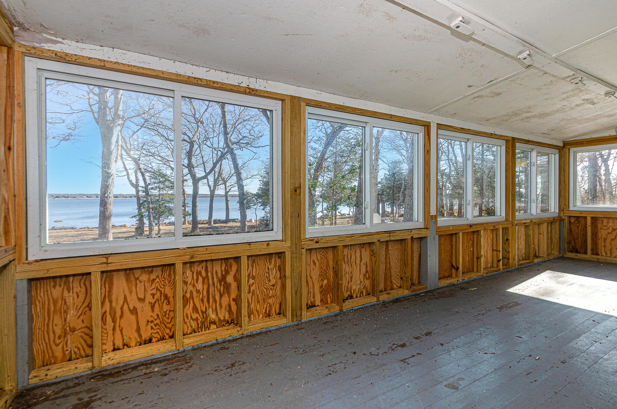 16 Spinnaker Lane MA 02738