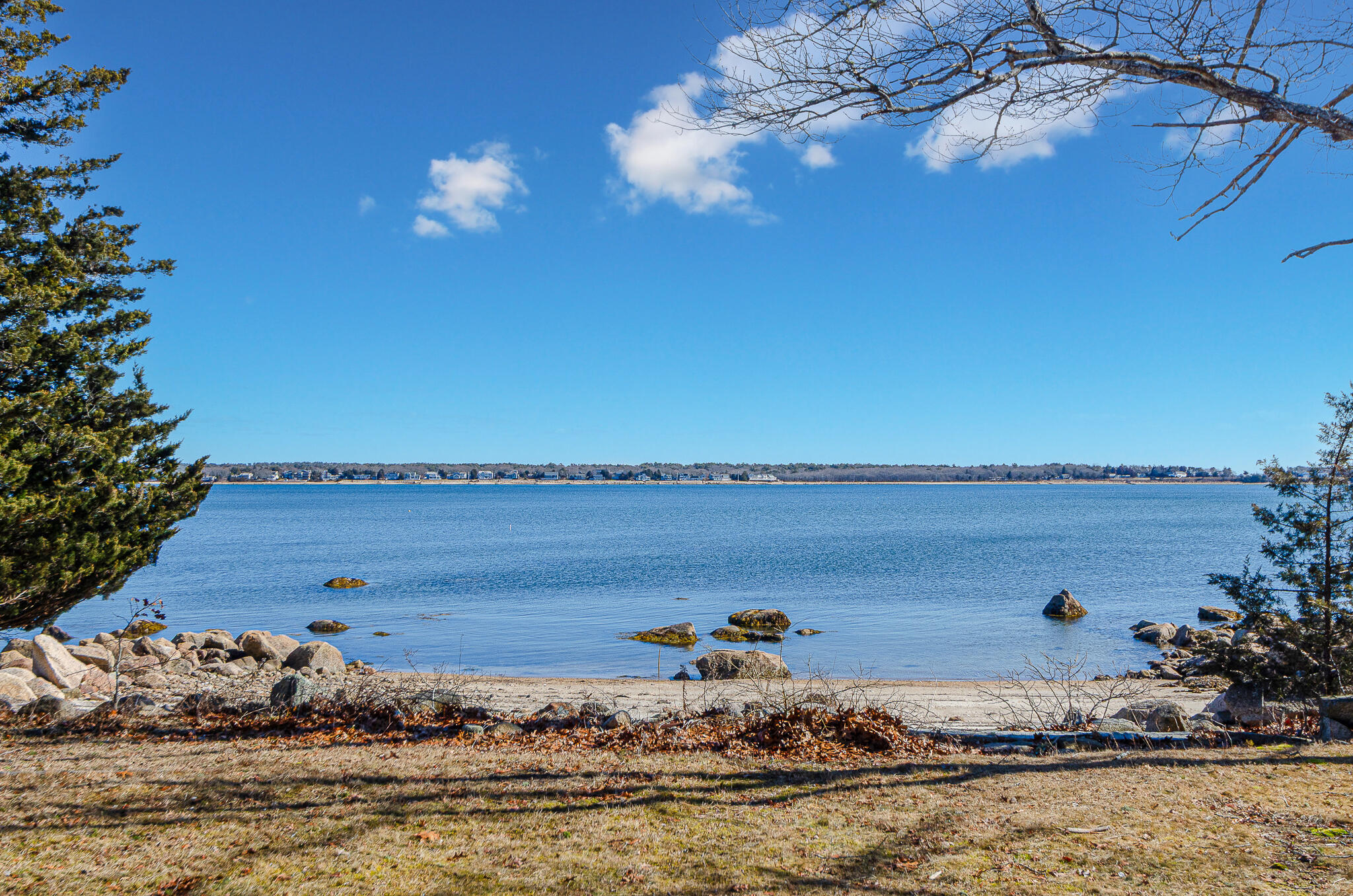 16 Spinnaker Lane MA 02738