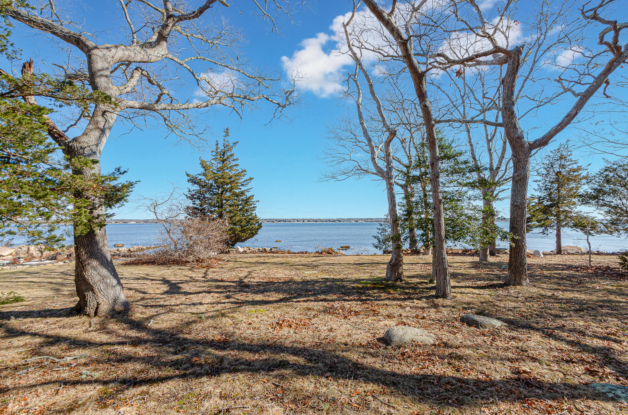 16 Spinnaker Lane MA 02738