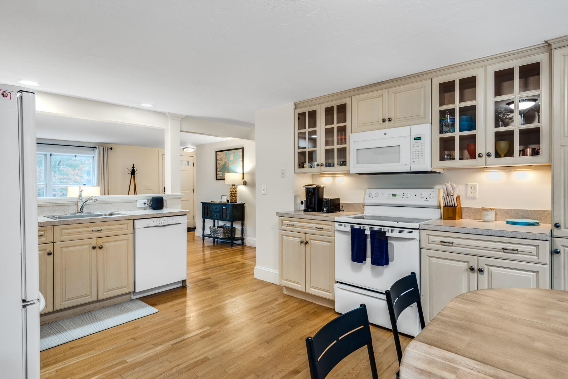 329 Swift Avenue Osterville MA 02655
