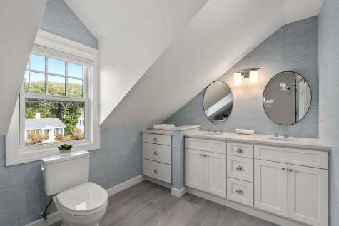 21 Glenwood Street West Yarmouth MA 02673