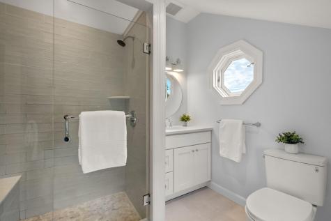 21 Glenwood Street West Yarmouth MA 02673