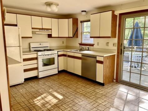 144 Sudbury Lane Barnstable MA 02601