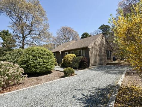 144 Sudbury Lane Barnstable MA 02601