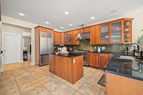 7 Taber Lane Westport MA 02790