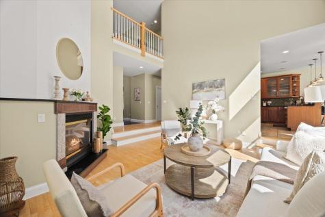 7 Taber Lane Westport MA 02790