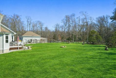 7 Taber Lane Westport MA 02790