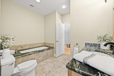 7 Taber Lane Westport MA 02790