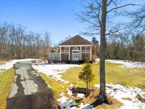 7 Taber Lane Westport MA 02790