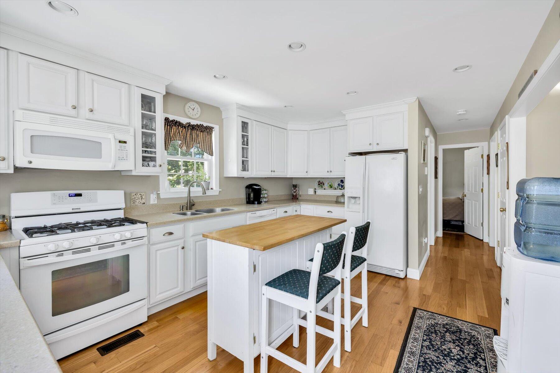 213 Buckwood Drive Barnstable MA 02601