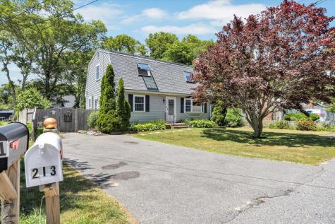 213 Buckwood Drive Barnstable MA 02601