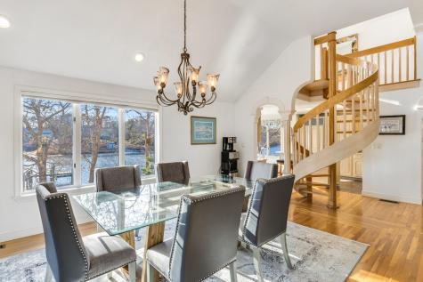 123 Green Pond Road Falmouth MA 02536