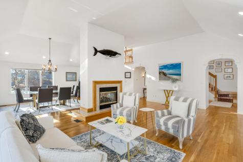 123 Green Pond Road Falmouth MA 02536