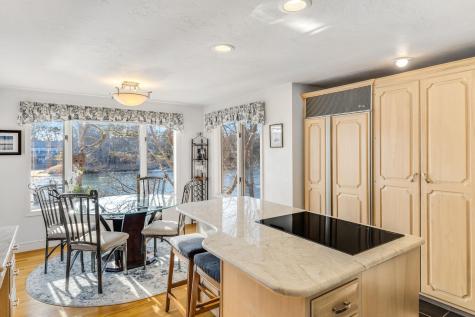 123 Green Pond Road Falmouth MA 02536