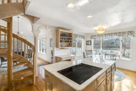 123 Green Pond Road Falmouth MA 02536