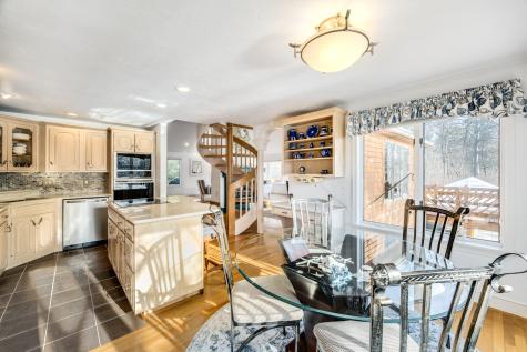 123 Green Pond Road Falmouth MA 02536