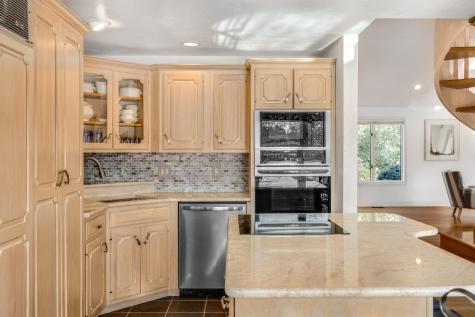 123 Green Pond Road Falmouth MA 02536