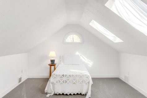 123 Green Pond Road Falmouth MA 02536