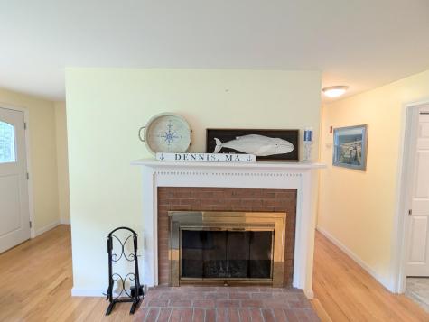 32 Apple Lane Dennis MA 02638