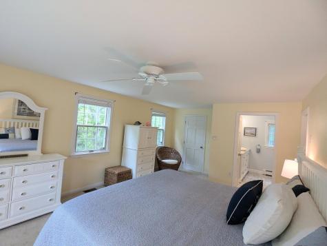 32 Apple Lane Dennis MA 02638