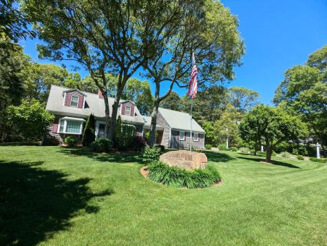 32 Apple Lane Dennis MA 02638