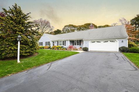 38 Greenland Circle Dennis MA 02641