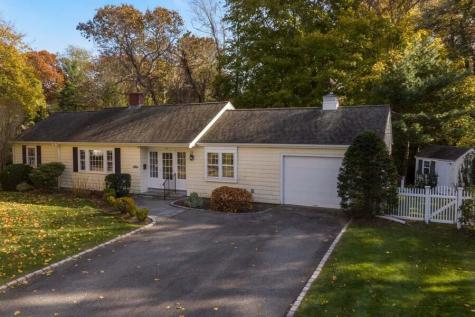 48 Pine Lane Barnstable MA 02655