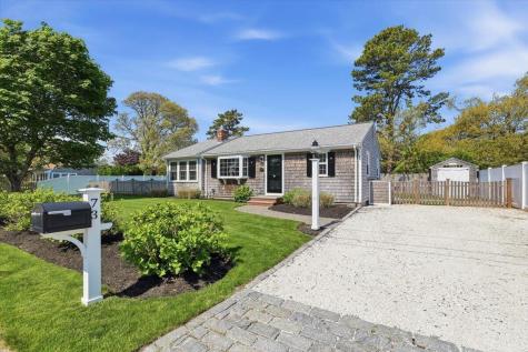 73 Kibby Lane Dennis MA 02639